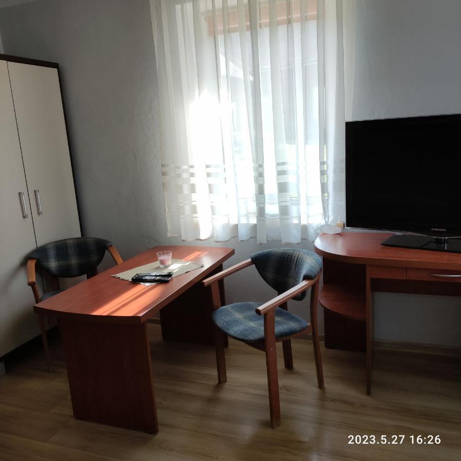 Apartament Pod Lipa Kłodzko Esterno foto
